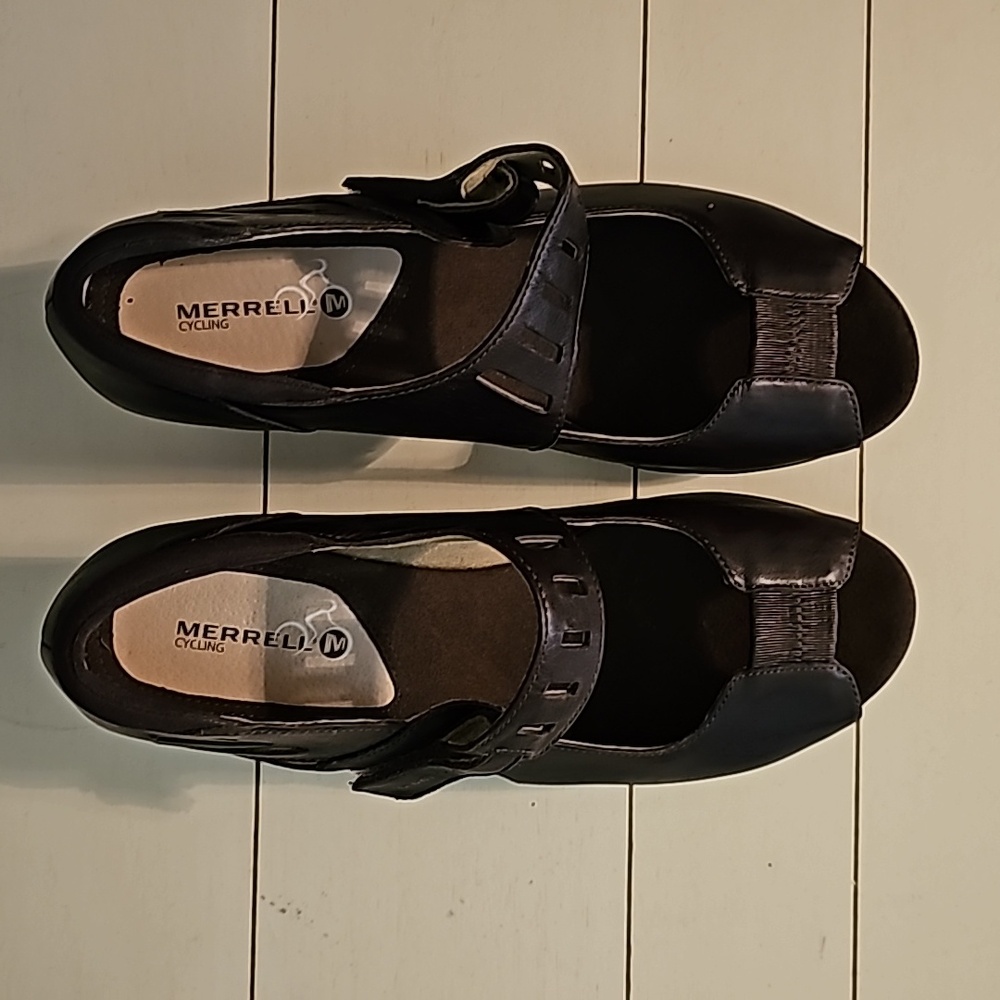 Merrell Dark Brown Size 10 Heels